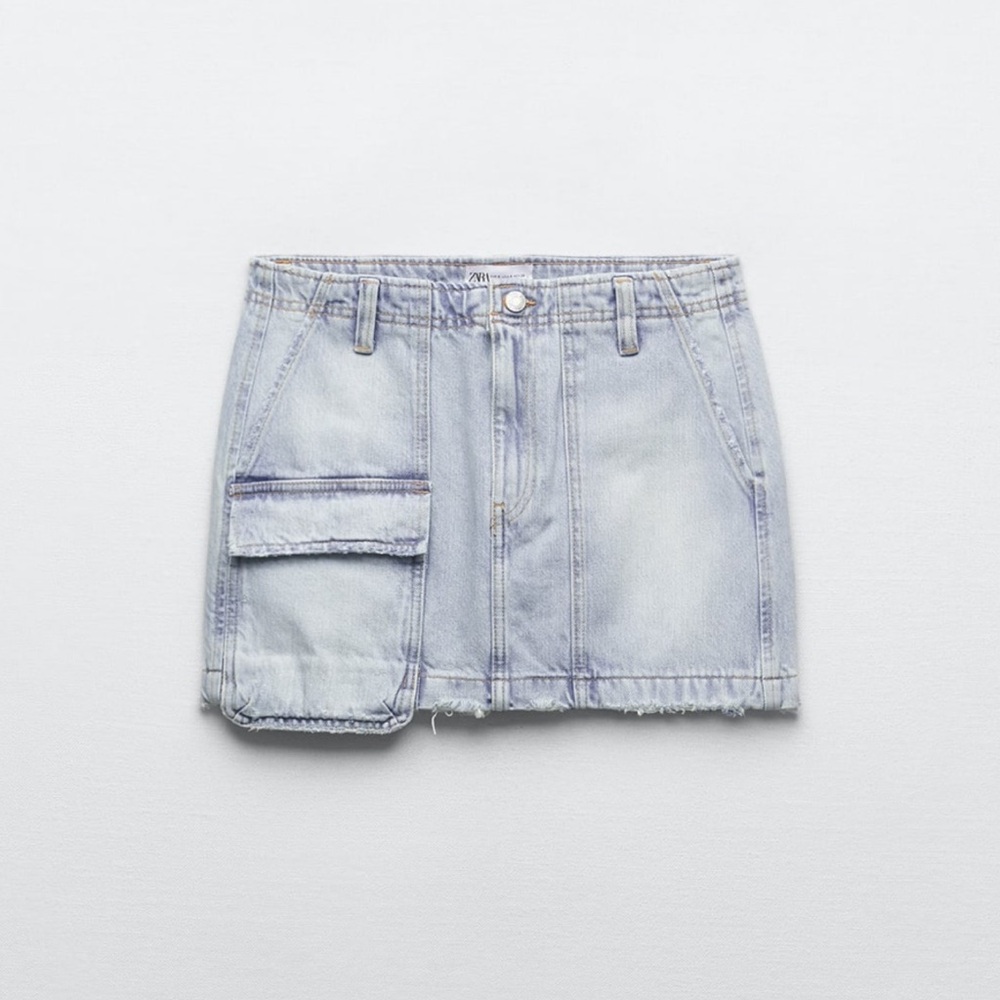 Zara Mini. Cargo Skirt